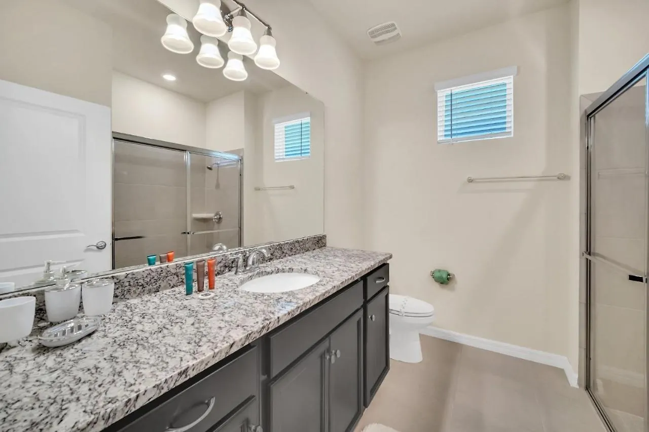 Windsor Island 10B 8B Villa Davenport